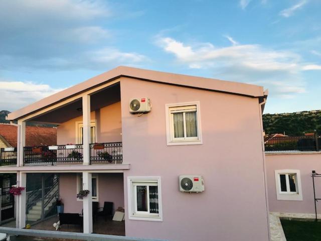 Apartman Mona Podgorica Exterior photo